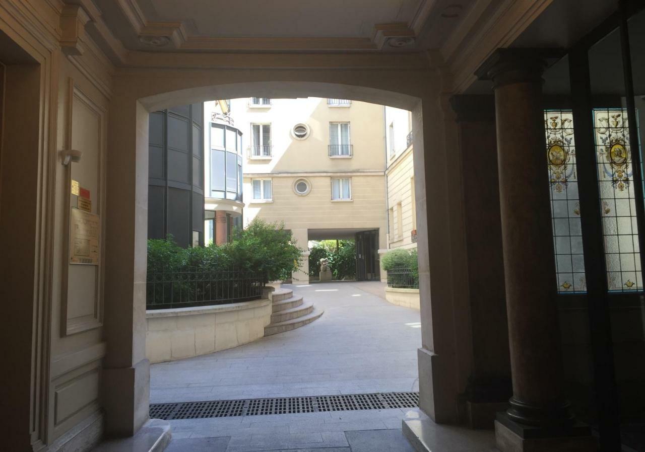 52 Clichy Bed & Breakfast - Chambre D'Hotes Paris Exterior photo